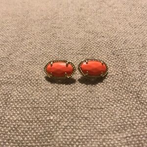 Coral Kendra Scott Studs!